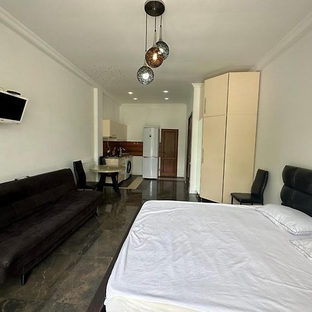 Guest House Nana Боржоми Екстериор снимка