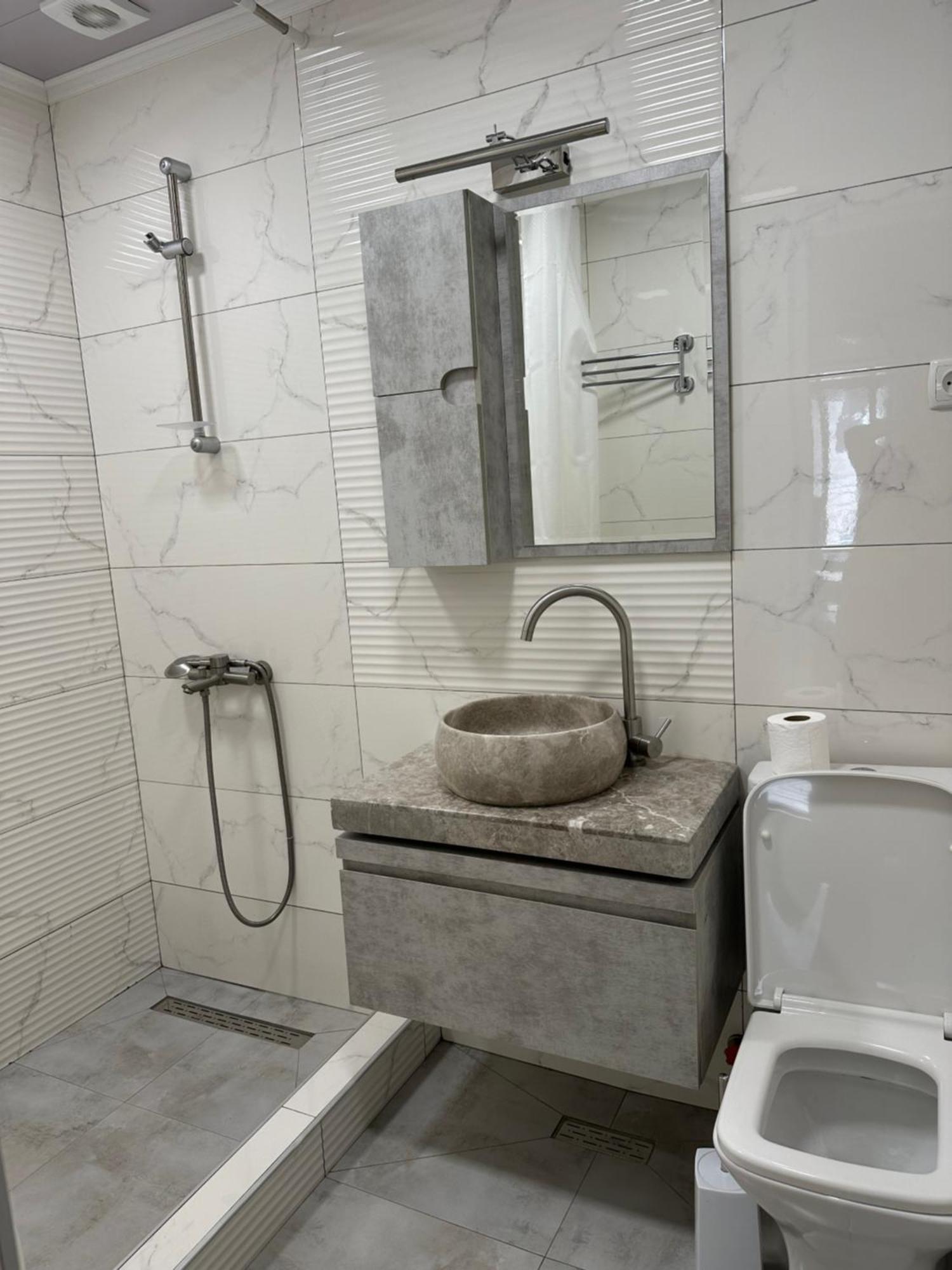 Guest House Nana Боржоми Екстериор снимка